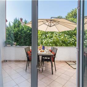 4 Bedroom Villa with Pool and Annex near Porec, Sleeps 8